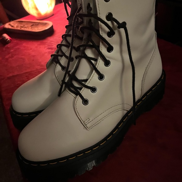 COPY - Doc Martens Jadon platform so 11 - Picture 4 of 7